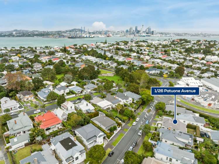 1/26 Patuone Avenue Devonport_28