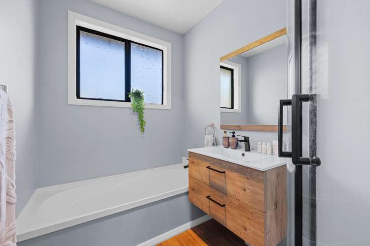 76 Frensham Crescent Woolston_9