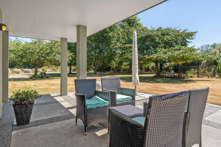 151 Lincoln Road Carterton_24