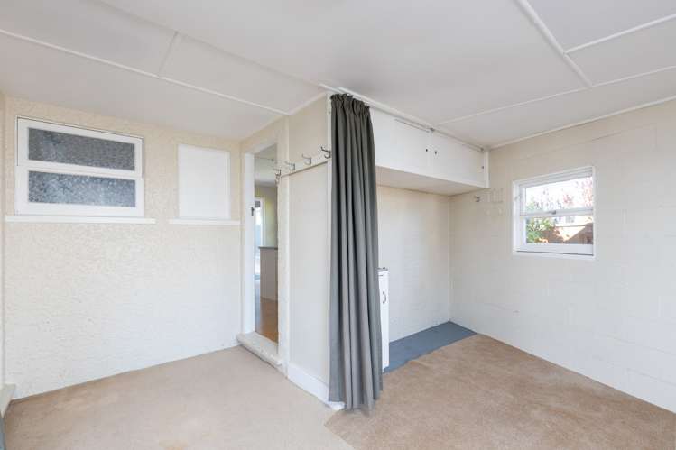 6 Dickens Street Stoke_11