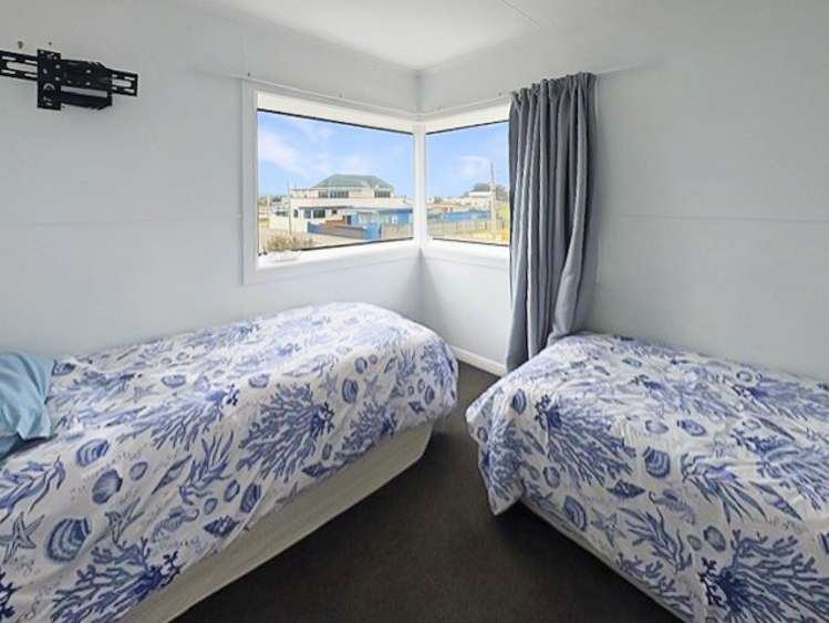 a/21 Ocean Beach Street 1207_7
