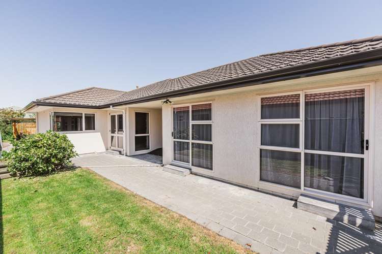 73 Kensington Drive Taradale_17