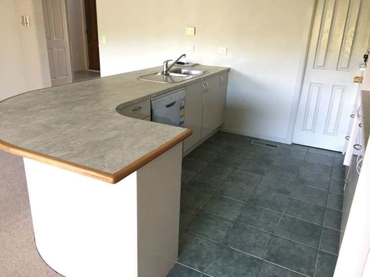 25 Greenway Rise Gulf Harbour_5