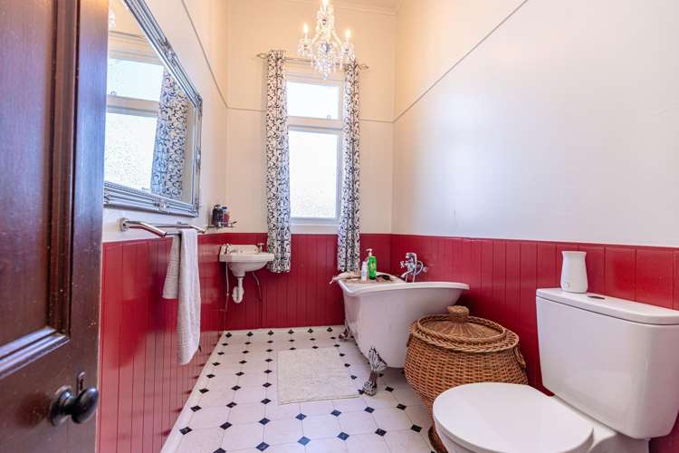 2 Plymouth Street Whanganui Central_32