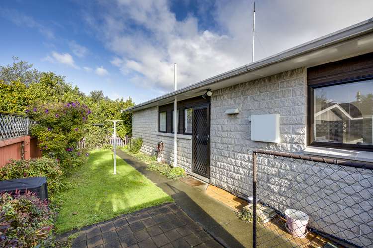 55A Riverbend Road Onekawa_15