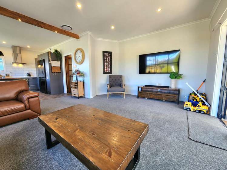21 Taupo Terrace Dobson_3
