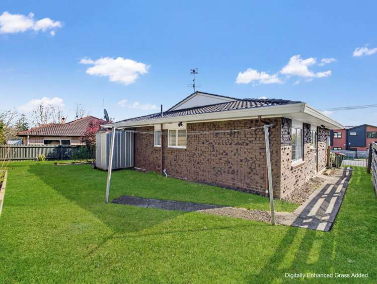 2/9 Wood Street Papakura_13