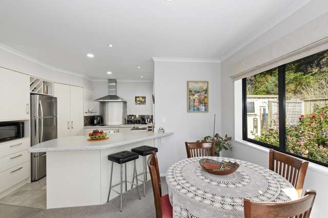 41 Evergreen Crescent Trentham_3