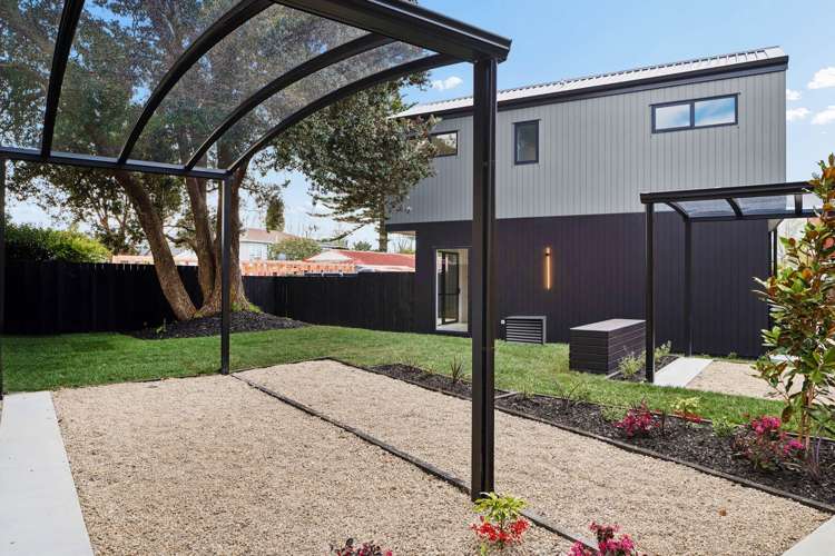 8/12 Yeovil Road Te Atatu Peninsula_26