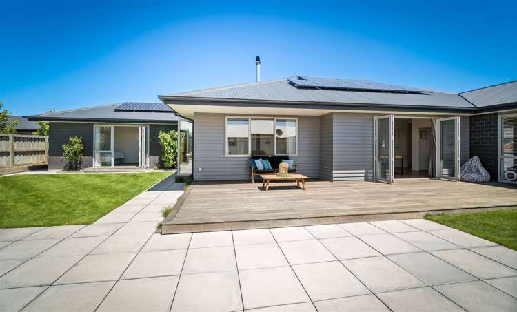 43 Sunline Avenue Lincoln_16