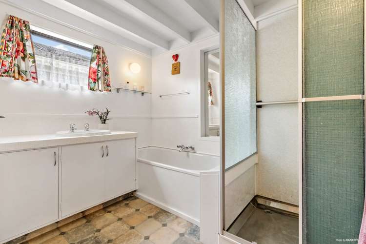 2/11 Clevedon Road Papakura_4