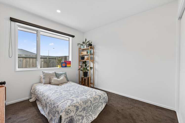 54 Graeme Foote Street Darfield_11