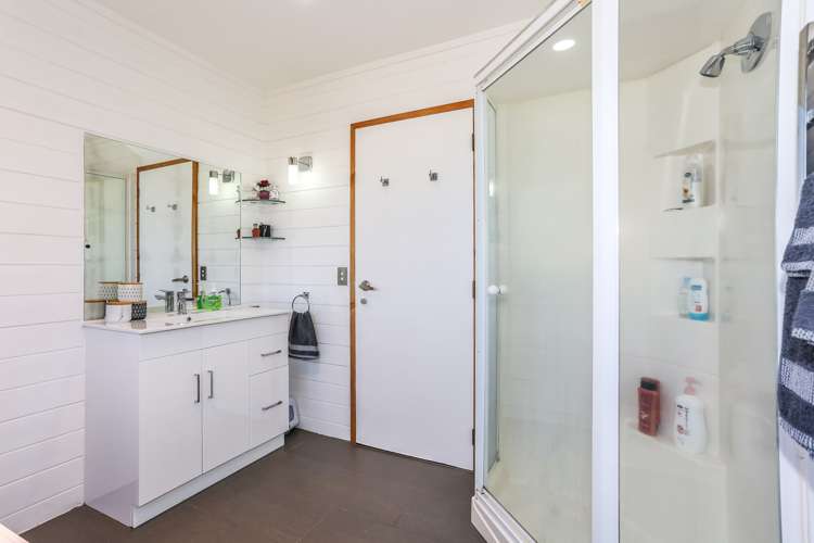 171 Carnoustie Drive Wattle Downs_11