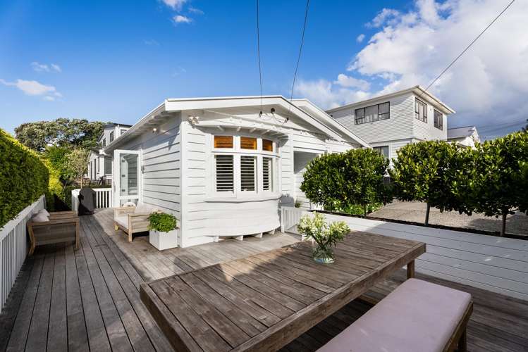 43 Kiwi Road Point Chevalier_18