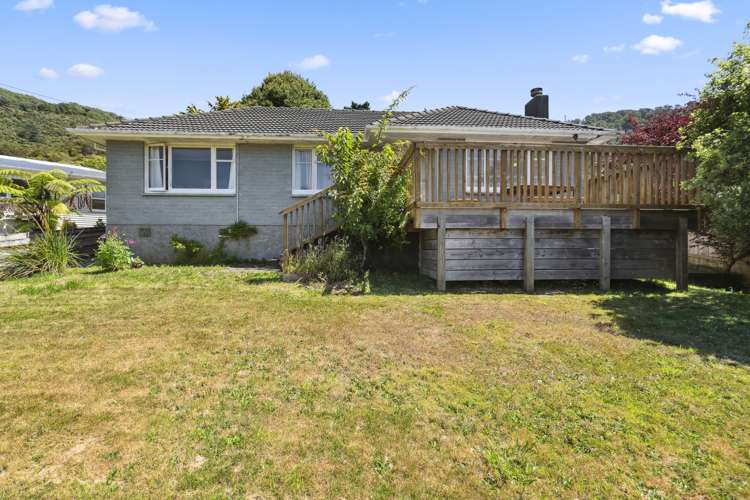 59 Lees Grove Wainuiomata_13