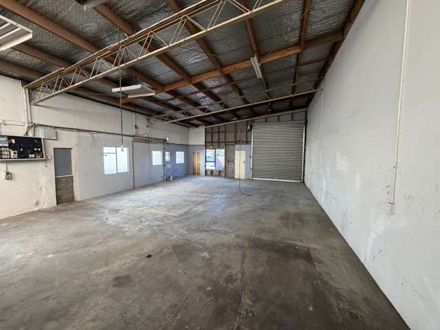 12A Hands Road Middleton_2