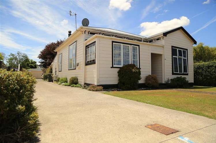 48 Fenton Street Stratford_0