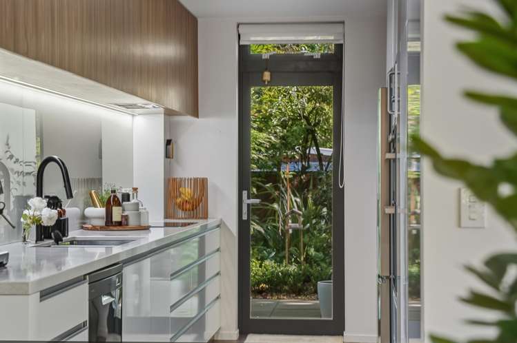 2 Park Terrace Christchurch Central_8