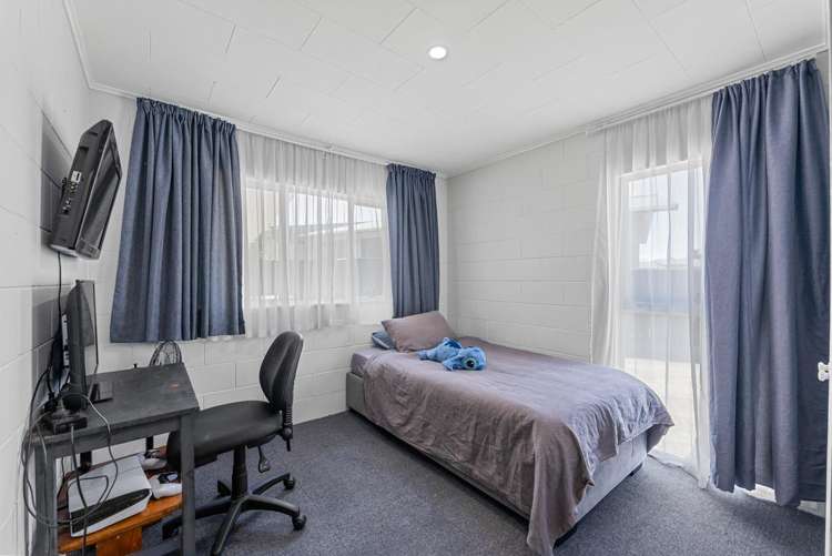 171 Parklands Avenue Bell Block_12