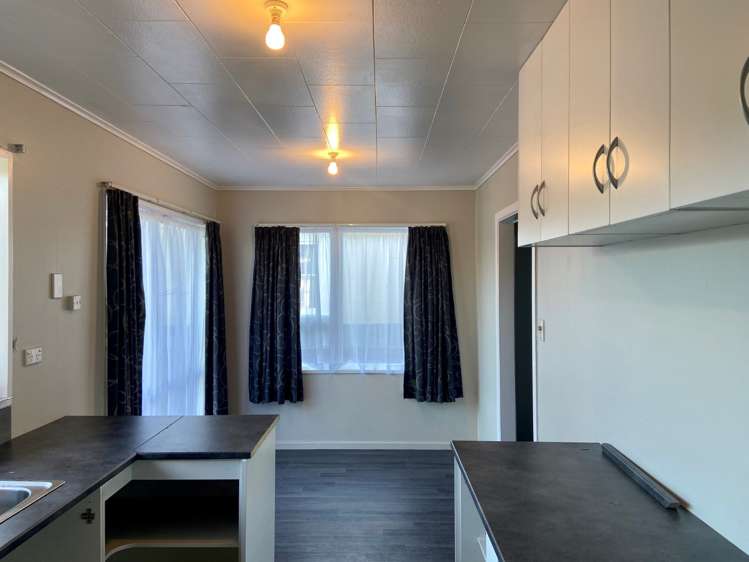 1/1029 Beatty Street 10490_2