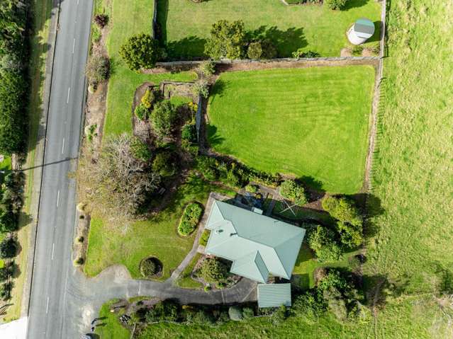 20 & 22 Gorge Road Maungaturoto_3