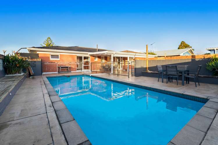 5 Ross Place Opaheke_11