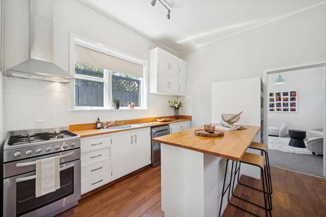 66 Te Wharepouri Berhampore_4