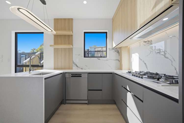 16A & 16D Madison Place Forrest Hill_8