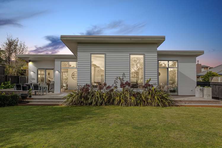 9 Lithgow Drive Otamatea_22