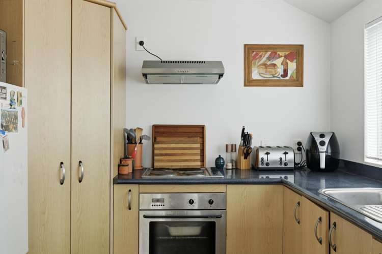 100 Hendersons Line Marton_8