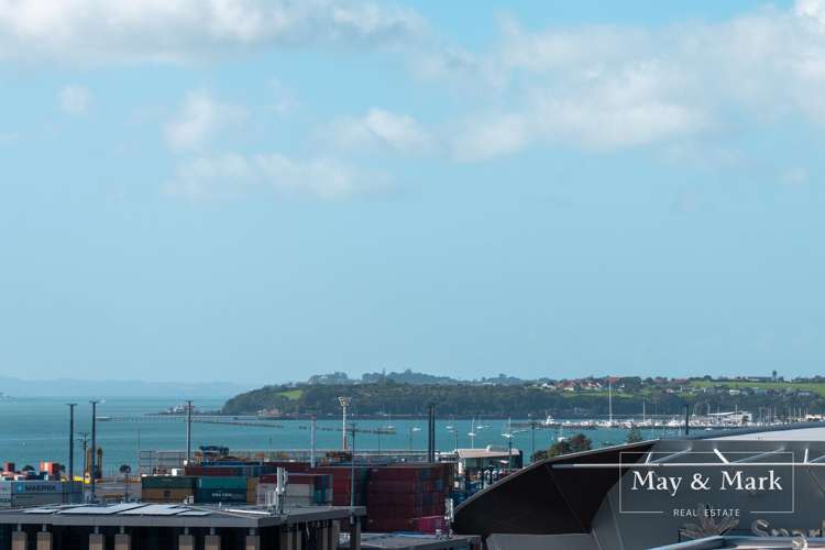 1013/47 Beach Road Auckland Central_19