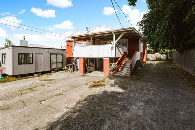 11 Hall Avenue Mangere_1