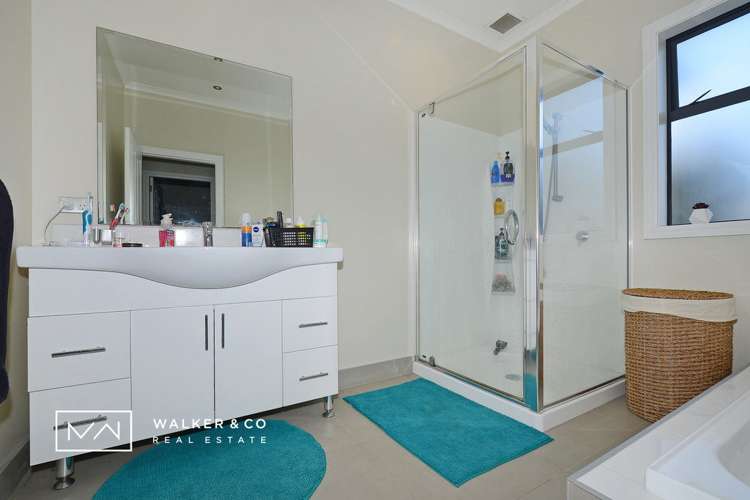 11 Cottle Heath Close Manor Park_10