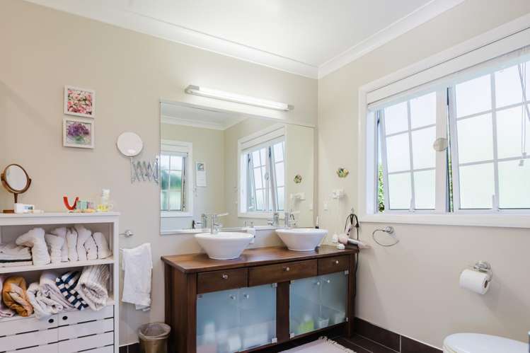 1 Westbury Mews Huntington_18