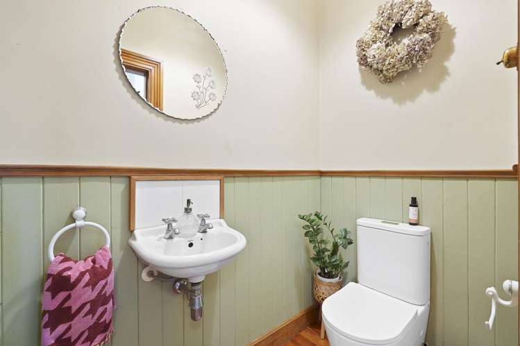 62 Gilbert Street New Plymouth_18