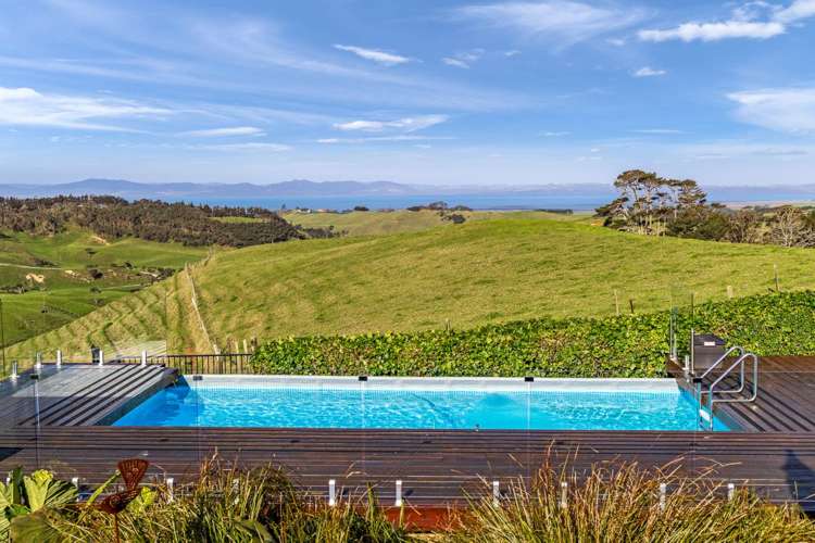 205 Fuller Road South Head_8