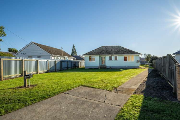 3 Meachen Crescent_0