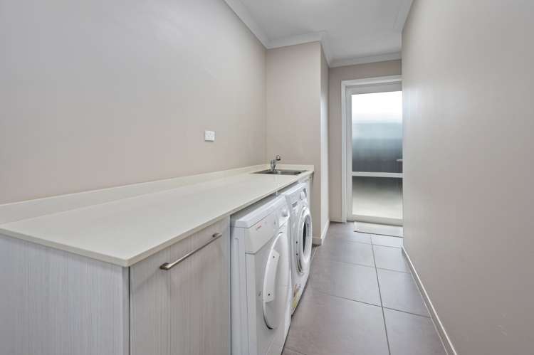 13 Kipling Crescent Owhata_16