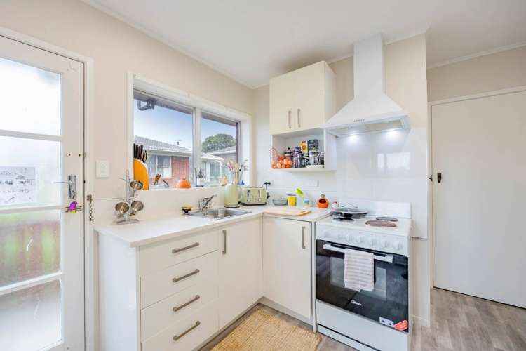 1/27 Nile Road Milford_14