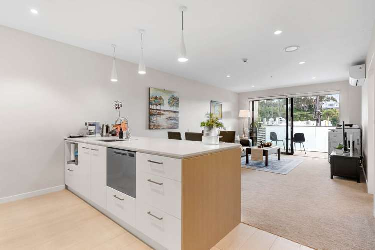 106/4 Bute Road Browns Bay_6