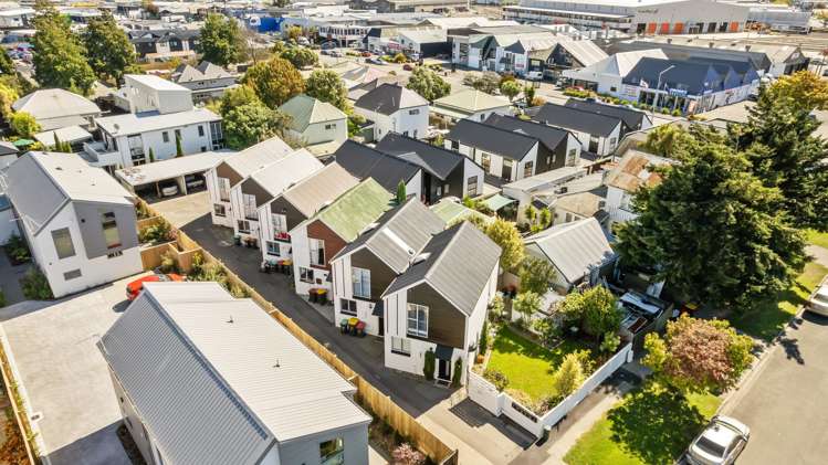 5/69 Thackeray Place Waltham_14