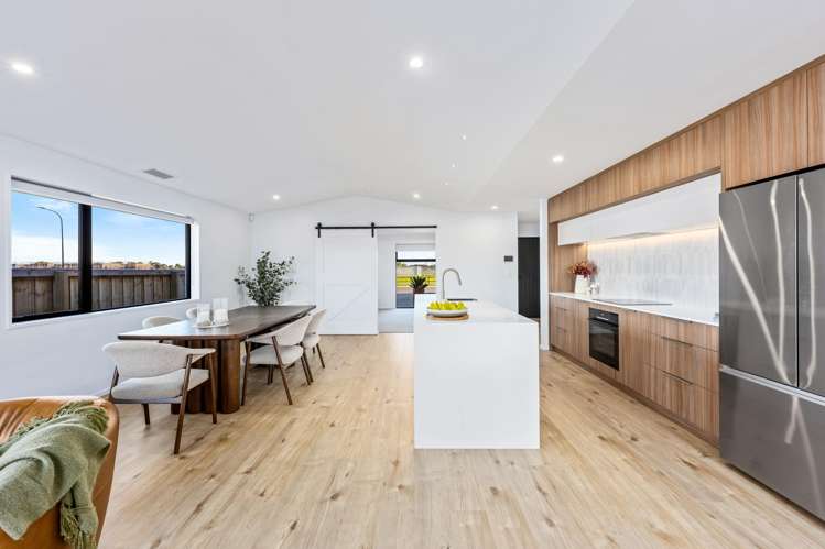 3 Earlsbrook Boulevard_4