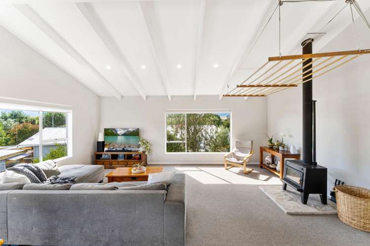 4 Lord Auckland Road Wakefield_10