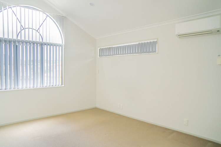 37 Peninsula Road Mangere_7