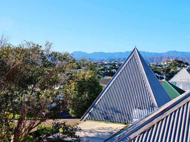 144 Akaroa Drive Maupuia_9