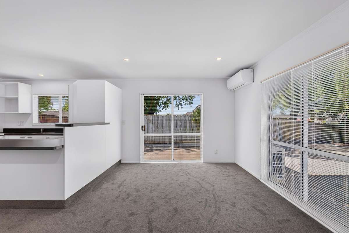 58B Whiting Crescent_2