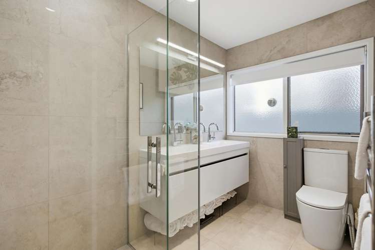 1/111 Santa Monica Drive (Pacific Palms) Papamoa_9