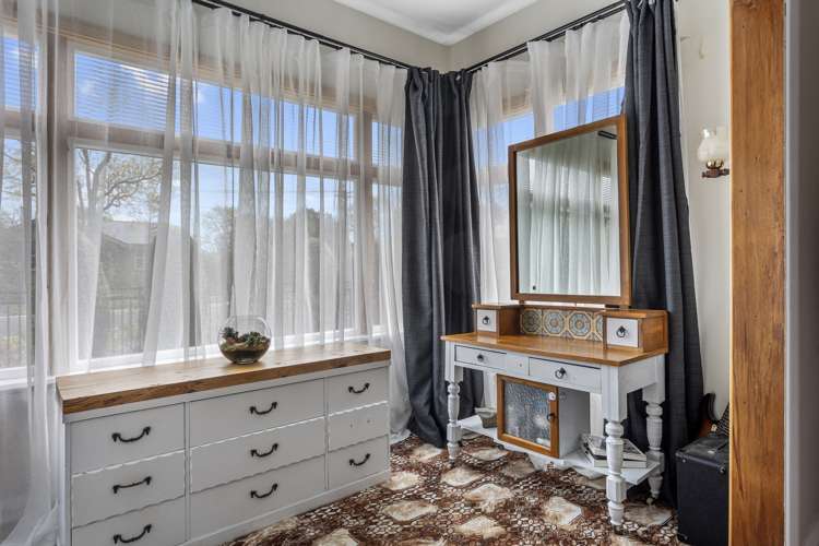 24 Chrystal Street Richmond_17