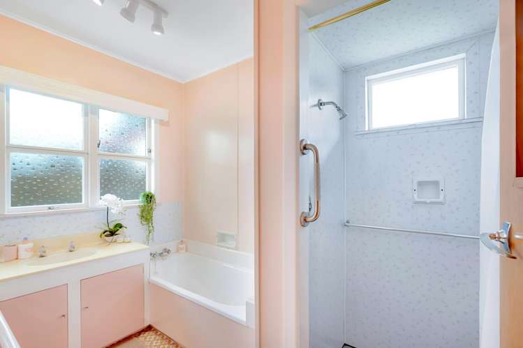 82 Cook Street Hamilton East_14