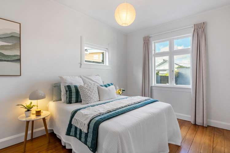 40 Palm Avenue Lyall Bay_12